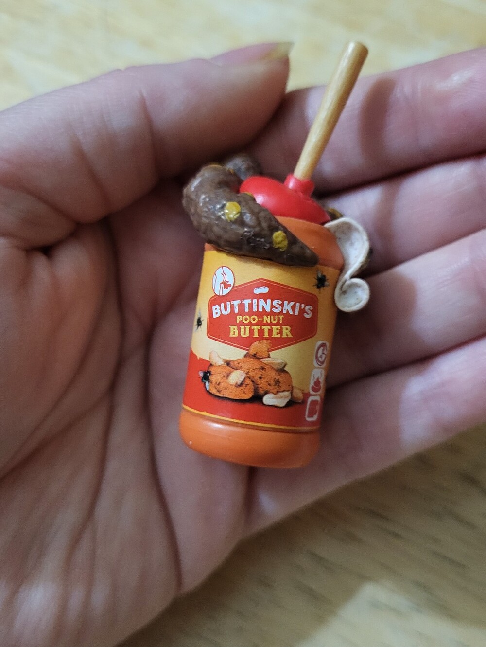 4/20$ Zuru Mega Gross Minis Series 2 Buttinskis Poo Nut Butter